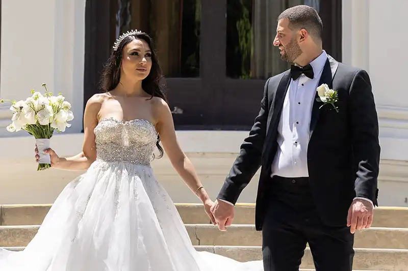 Wedding pictures taken directly under sun