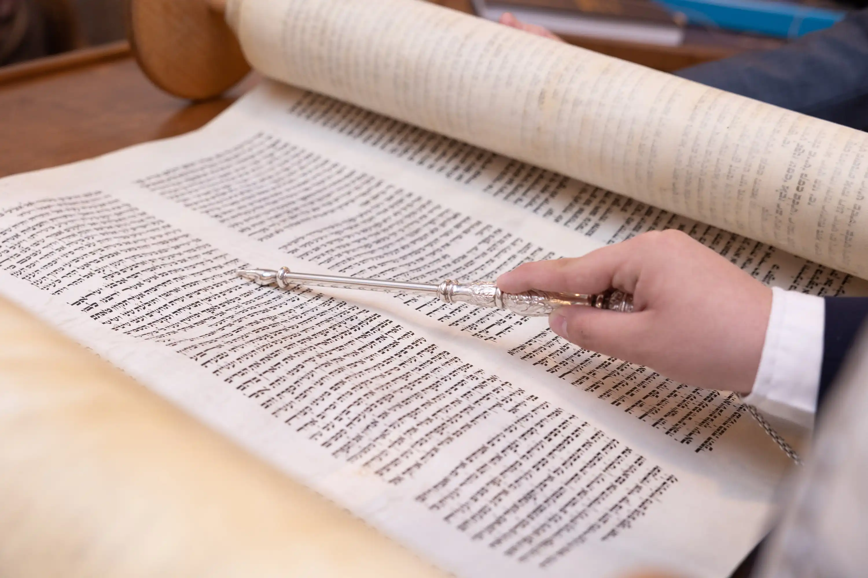 Bar Mitzvah Photographer Capturing the Ceremony