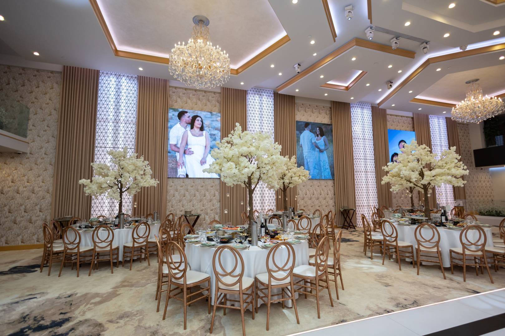 Event Center Piece 15